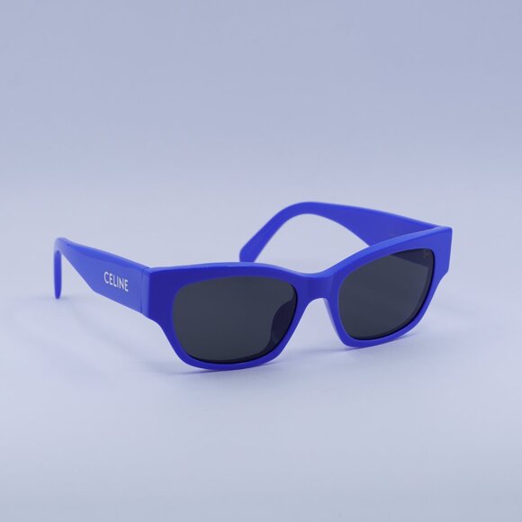 🕶️ New Celine L40197U 92A Sunglasses - Blue Frame, Smoke Lenses - Picture 2 of 9